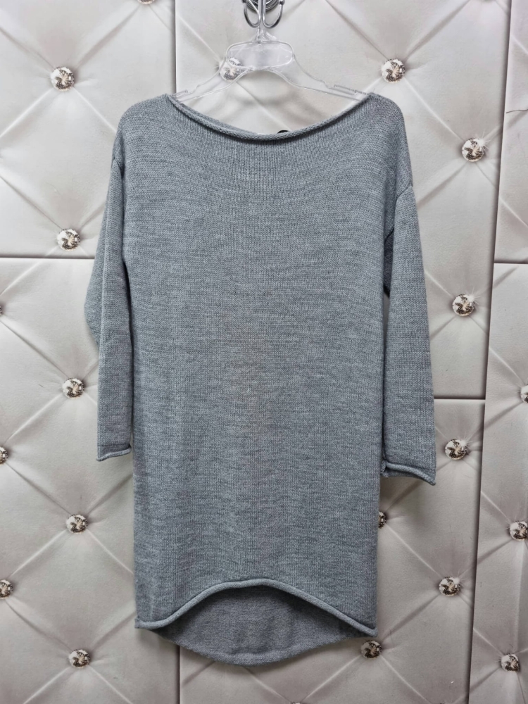 Sweter-Asymetryczny-Chic-Stay-Here-Szary-4.jpg