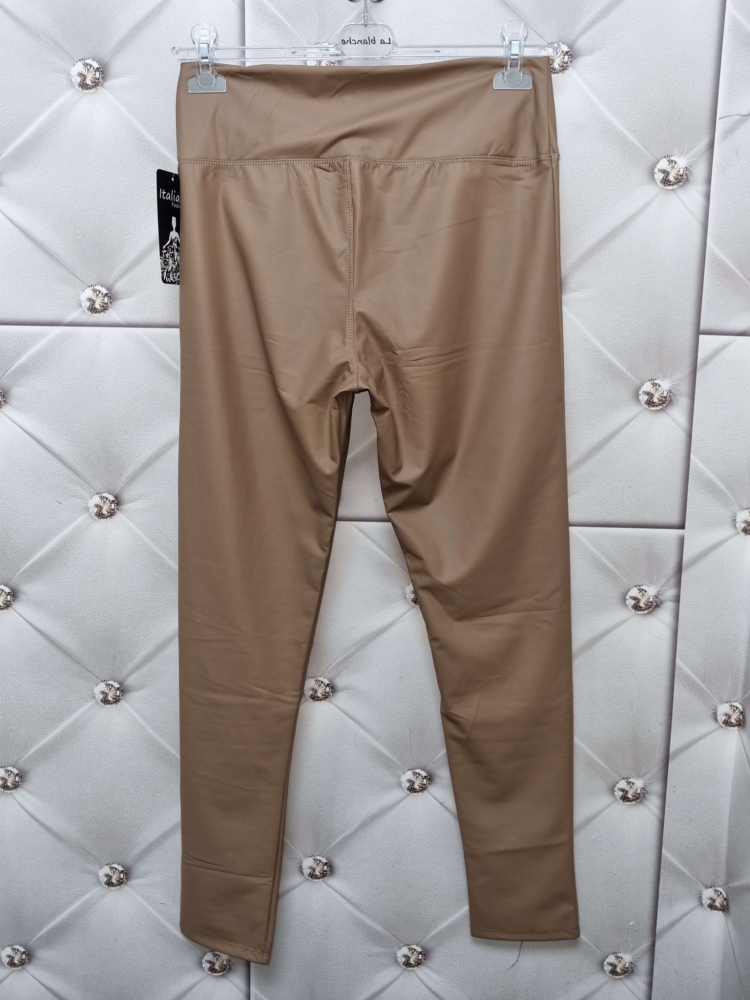 Legginsy-Eco-Skóra-Woskowane-Ciemny-Beżowy-3.jpg