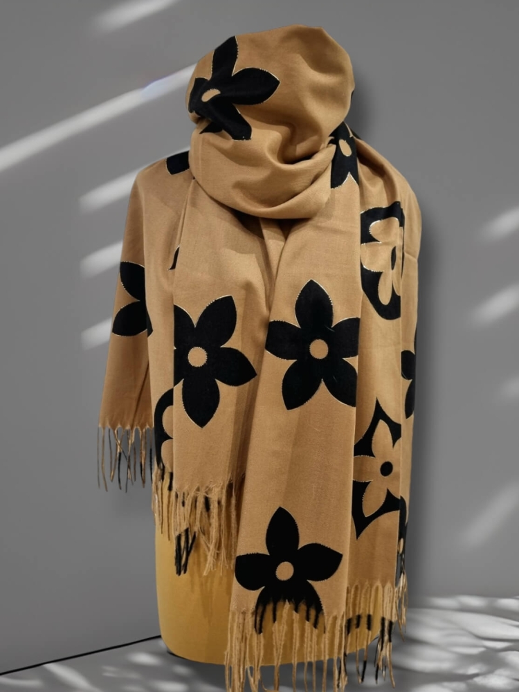Szal-SZ817#2-Camel-Kwiaty-Czarne-Prostokąt-2.jpg