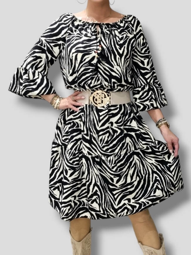Sukienka-Hiszpanka-Motyw-Zwiwrzecy-Zebra-11.jpg
