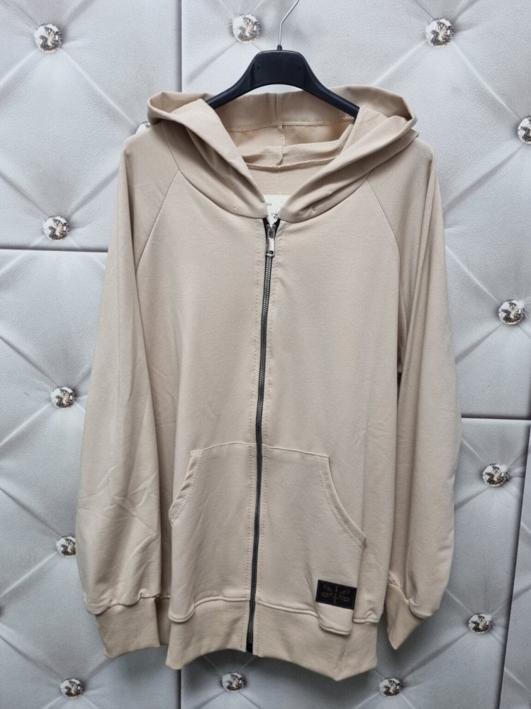 bluza-damska-the-still-bezowa-na-zamek-z-kapturem-kieszenie-dluzszy-model-bawelna-wiosna-lato-butik-szykownia-4