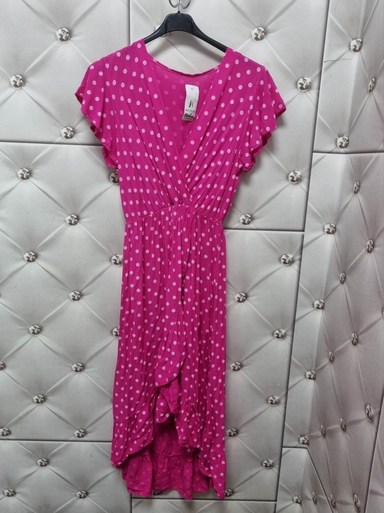 sukienka-lollipop-dots-fuksja-w-biale-kropki-kopertowa-asymetryczna-letnia-wiskoza-rozkloszowana-butik-szykownia-5