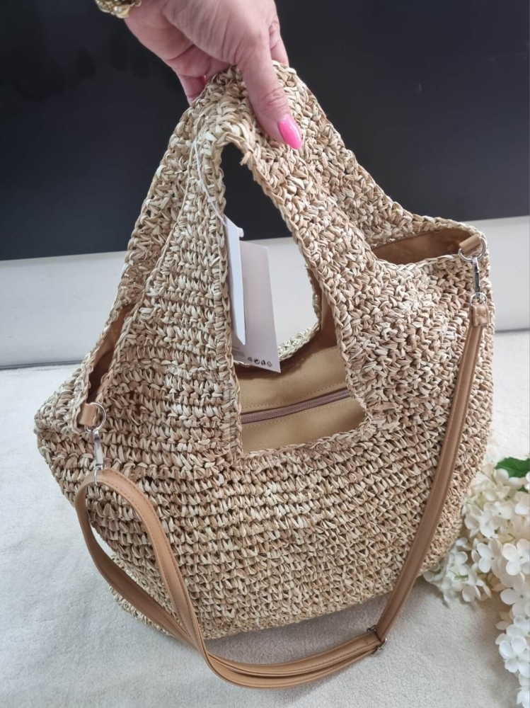 torba-koszyk-naturalna-summer-palm-cn25014-slomkowa-bezowa-z-paskiem-ekoskora-impregnowany-papier-butik-szykownia-5