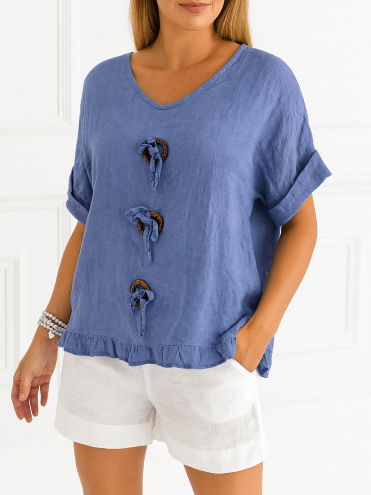 bluzka-lamia-len-niebieska-dekolt-v-falbanka-guziki-kokardki-uniwersalna-lekka-zwiewna-elegancka-butik-szykownia-1