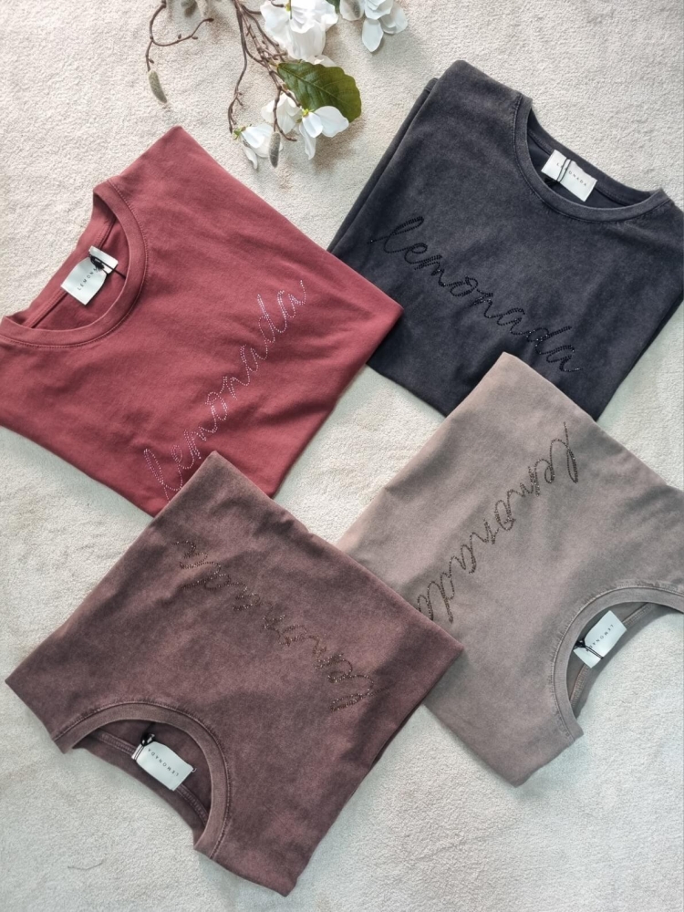 bluzka-tshirt-dekatyzowana-bordowa-lemonada-cyrkonie-napis-lmd-atelier-bawelna-elastan-polska-produkcja-premium-butik-szykownia-11