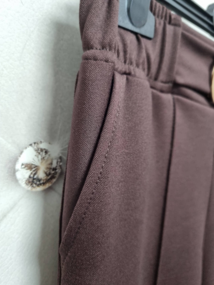 spodnie-novum-szerokie-proste-klamra-kant-klamra-bb-kieszenie-guma-w-pasie-czekoladowe-braz-butik-szykownia-8