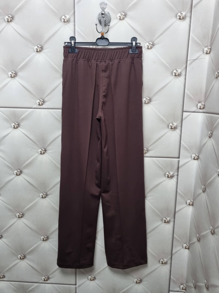 spodnie-novum-szerokie-proste-klamra-kant-klamra-bb-kieszenie-guma-w-pasie-czekoladowe-braz-butik-szykownia-9