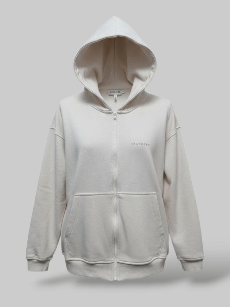 bluza-rozpinana-stayhere-ecru-waniliowa-damska-kaptur-kieszen-kangurka-logo-premium-bawelna-elastan-streetwear-polska-produkcja-butik-szykownia-2