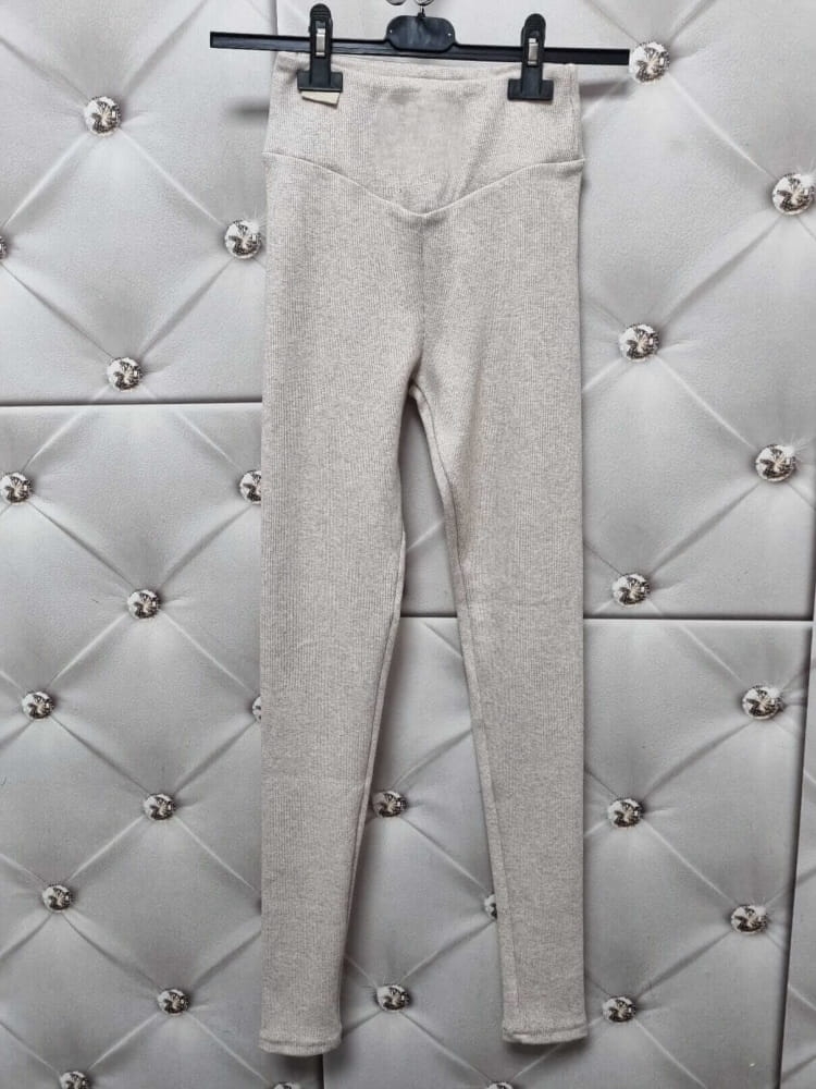spodnie-legginsy-stayhare-prazek-prazkowane-prazek-elastyczne-wygodne-bezowy-melanz-butik-szykownia-6
