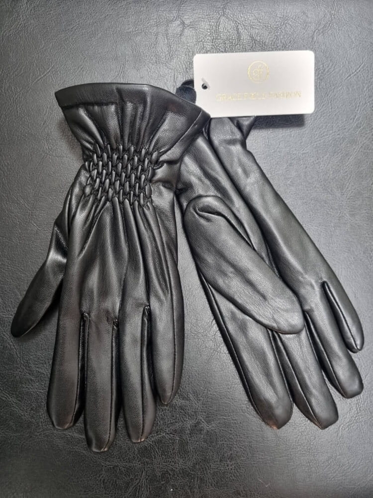 rekawiczki-damskie-eko-skora-czarne-wloska-produkcja-eleganckie-ocieplane-marszczenia-grace-focus-fashion-butik-szykownia-2