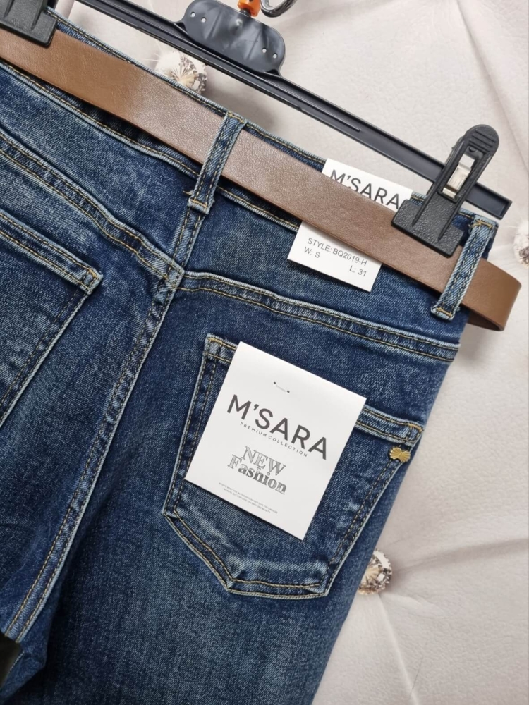 jeansy-damskie-wide-leg-msara-bq2019h-granatowe-z-paskiem-brelokiem-wygodne-eleganckie-stylowe-butik-szykownia-8