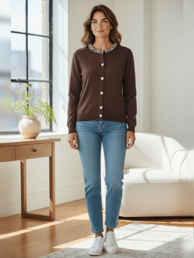 sweter-liona-czekoladowy-braz-rozpinany-dekolt-ozdobne-kamienie-guziki-lew-wiskoza-elastyczny-miekki-butik-szykownia-3