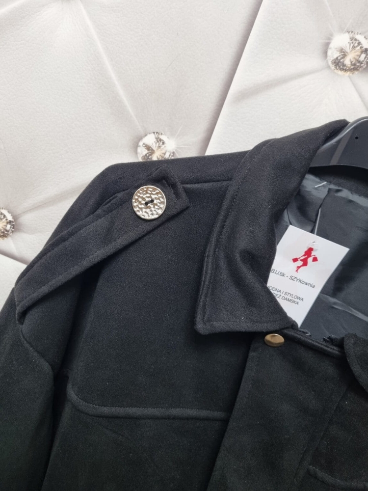 kurtka-bomberka-aveline-przejsciowka-czarna-ala-zamsz-zlote-guziki-oversize-podszewka-luzna-modna-butik-szykownia-5