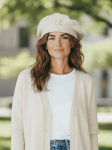 Beret Chantalka Paryski Broszka Jasny Beż/Ecru