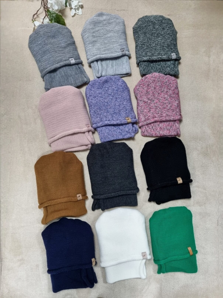 komplet-czapka-i-komin-neomi-classic-polska-produkcja-melanz-szary-nowmark-miekki-cieply-elegancki-damski-zimowy-akryl-poliamid-butik-szykownia-7