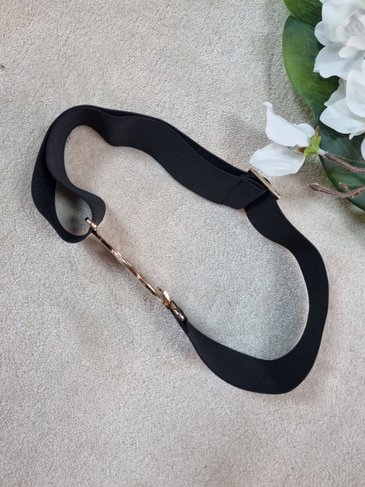 pasek-bb-czarny-zlota-klamra-elastyczny-regulowany-guma-stylowy-elegancki-do-sukienek-spodni-swetrów-kurtek-5cm-szerokosc-butik-szykownia-9