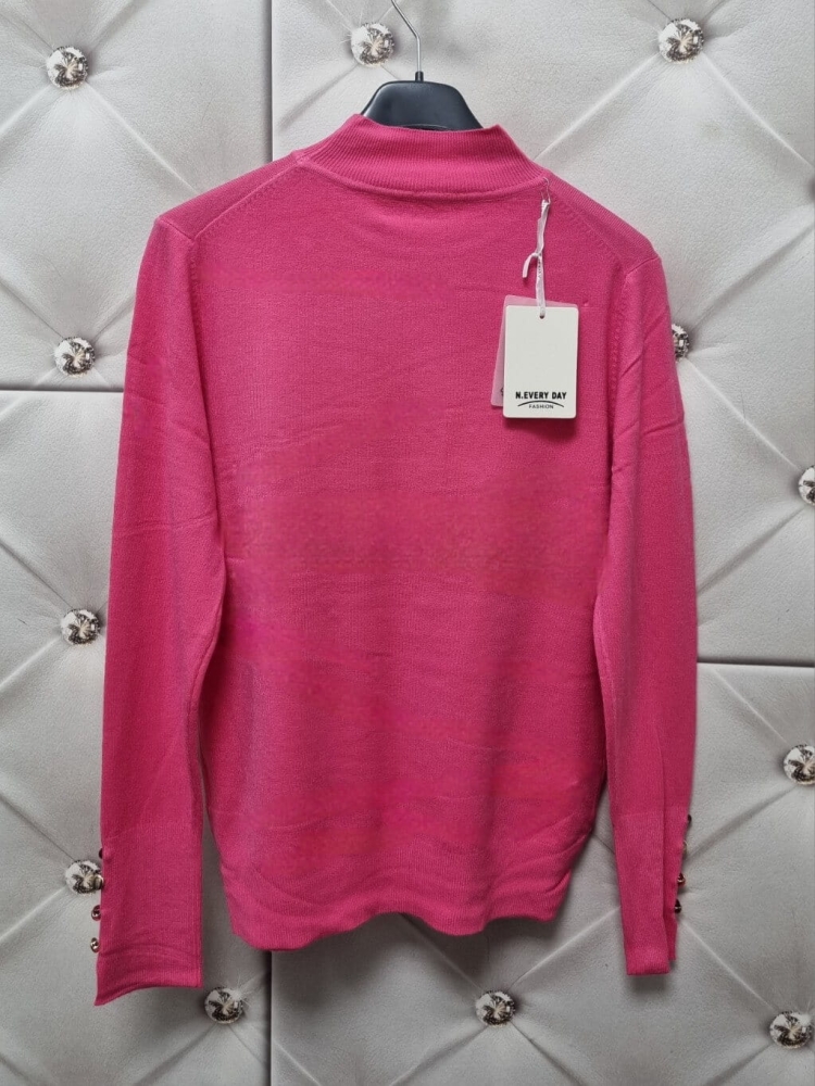 polgolf-nora-bluzka-sweterek-rozowa-neveryday-cienka-dzianina-guziki-zlote-elastyczna-modna-bazowa-klasyczna-butik-szykownia-9