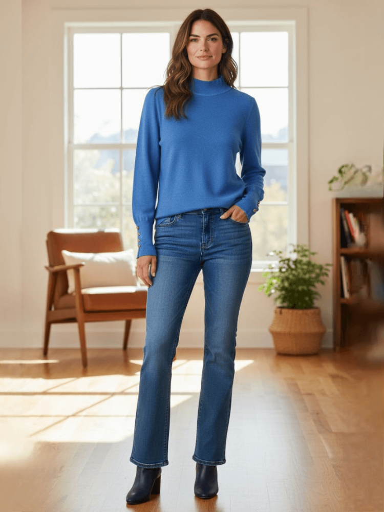 polgolf-nora-bluzka-sweterek-niebieski-neveryday-cienka-dzianina-guziki-zlote-elastyczna-modna-bazowa-klasyczna-butik-szykownia-4