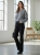 sweter-elvira-szary-everyday-wypukle-wzory-oversize-bigsize-elastyczny-miekki-dekolt-okrągły-n-every-day-butik-szykownia-4