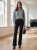 sweter-elvira-szary-everyday-wypukle-wzory-oversize-bigsize-elastyczny-miekki-dekolt-okrągły-n-every-day-butik-szykownia-5