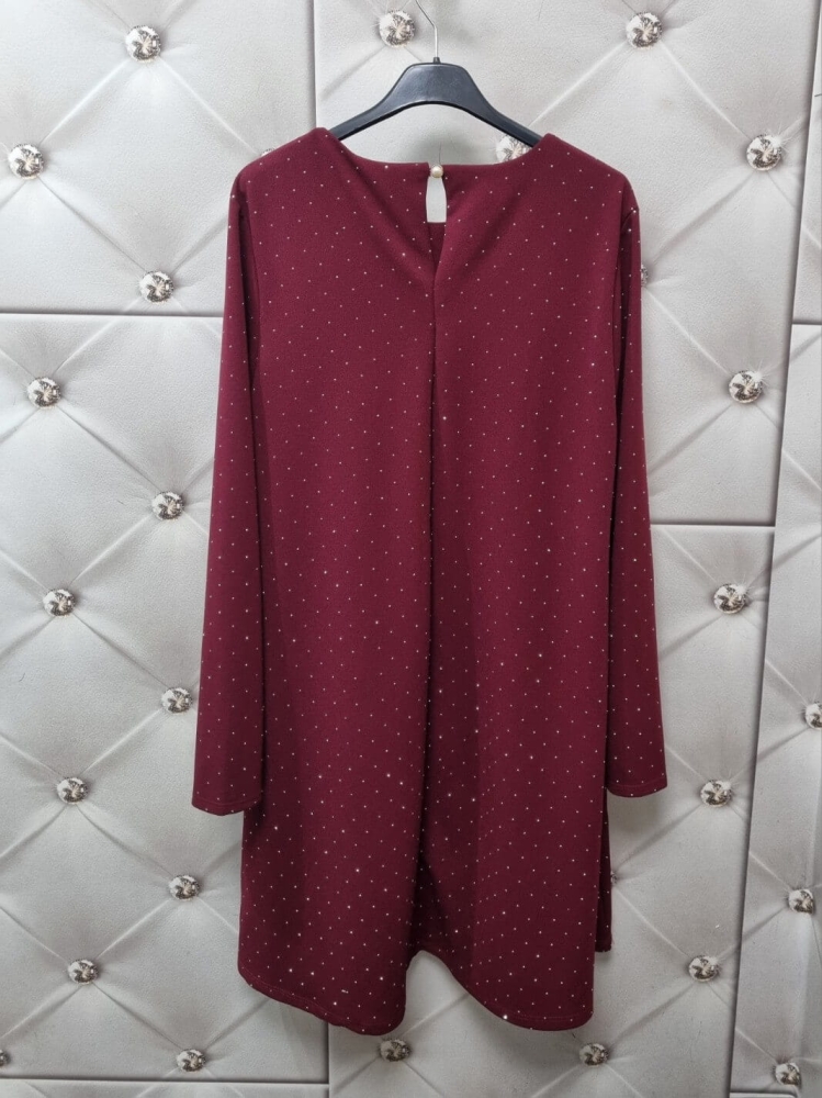 sukienka-elara-bordowa-cyrkonie-kroj-a-elastyczna-dlugi-rekaw-okrągły-dekolt-plus-size-elegancka-butik-szykownia-11