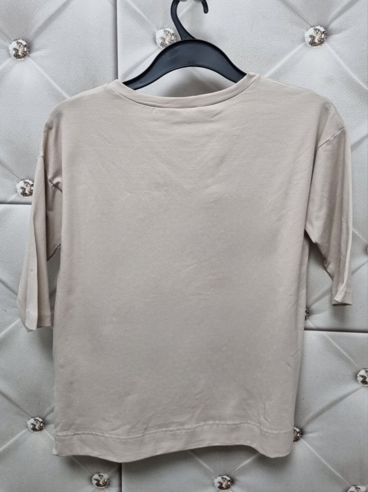 bluzka-tshirt-wazki-madnes-polska-produkcja-dekolt-okragly-rekaw-3-4-jasny-bezowy-bawelna-elastyczna-jakosc-premium-butik-szykownia-9