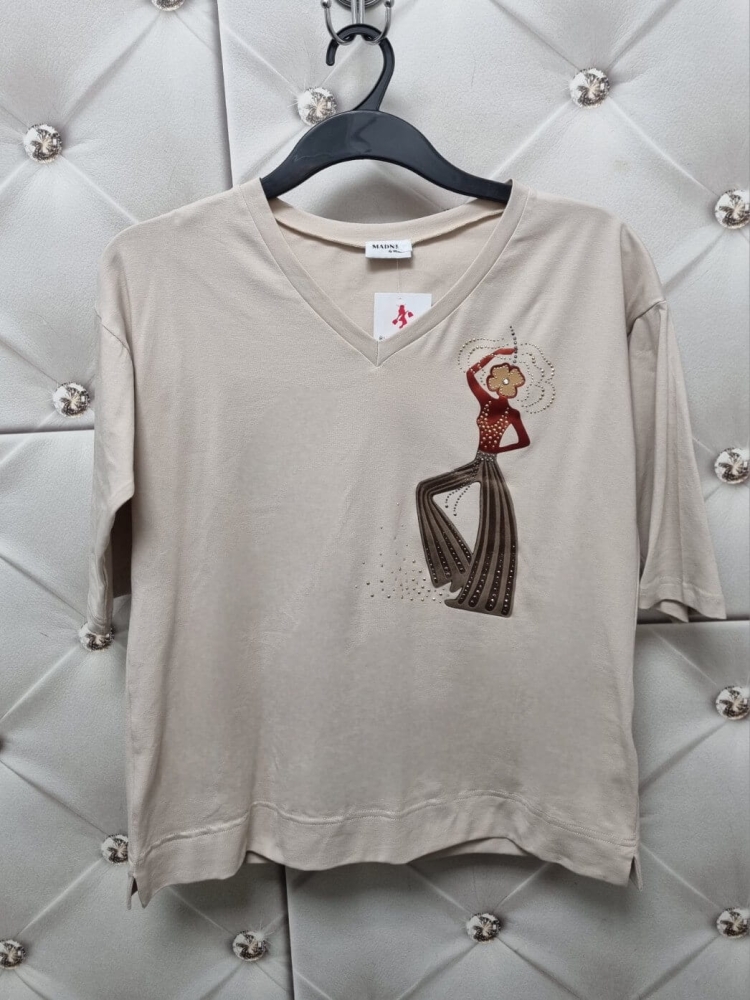 bluzka-tshirt-dziewczyna-dance-madnes-polska-produkcja-dekolt-okragly-rekaw-3-4-bezowa-bawelna-elastyczna-jakosc-premium-butik-szykownia-8