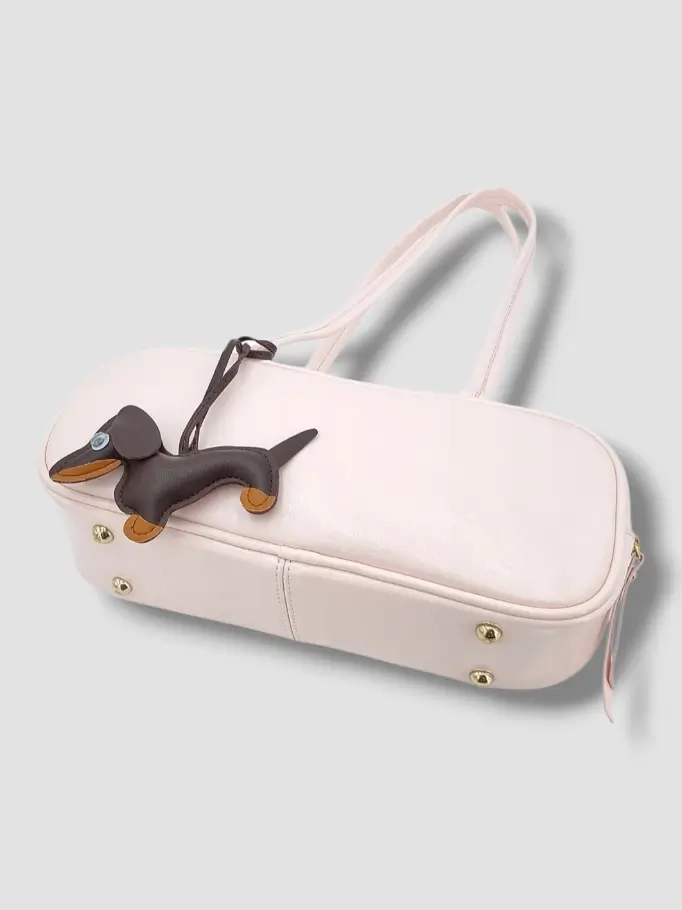 torebka-jamnik-gallantry-pastelowa-rozowa-damska-na-ramie-mala-wiosenna-breloczek-odczepiany-skora-ekologiczna-zlote-okucia-butik-szykownia-5