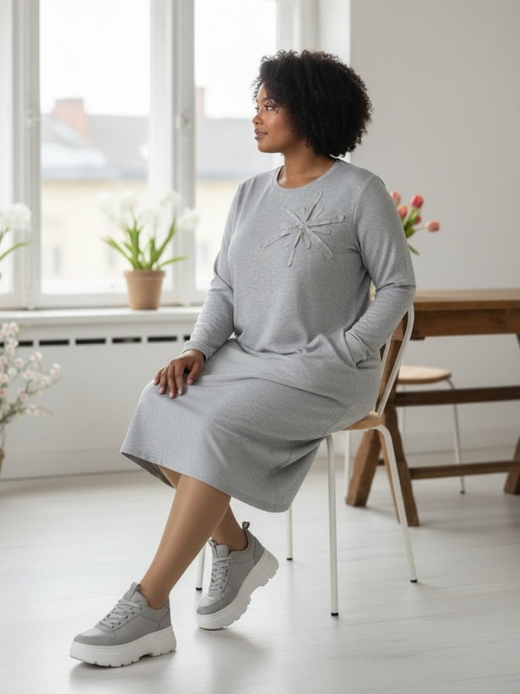 sukienka-soft-bloom-szara-asymetryczna-kwiat-maselko-kieszenie-elegancka-sportowa-wygodna-elastyczna-butik-szykownia-2