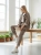 spodnie-sztruksowe-bloom-mom-fit-oversize-fango-bawelna-elastan-luzne-podwijane-nogawki-elastyczny-pas-kieszenie-wiosna-butik-szykownia-2
