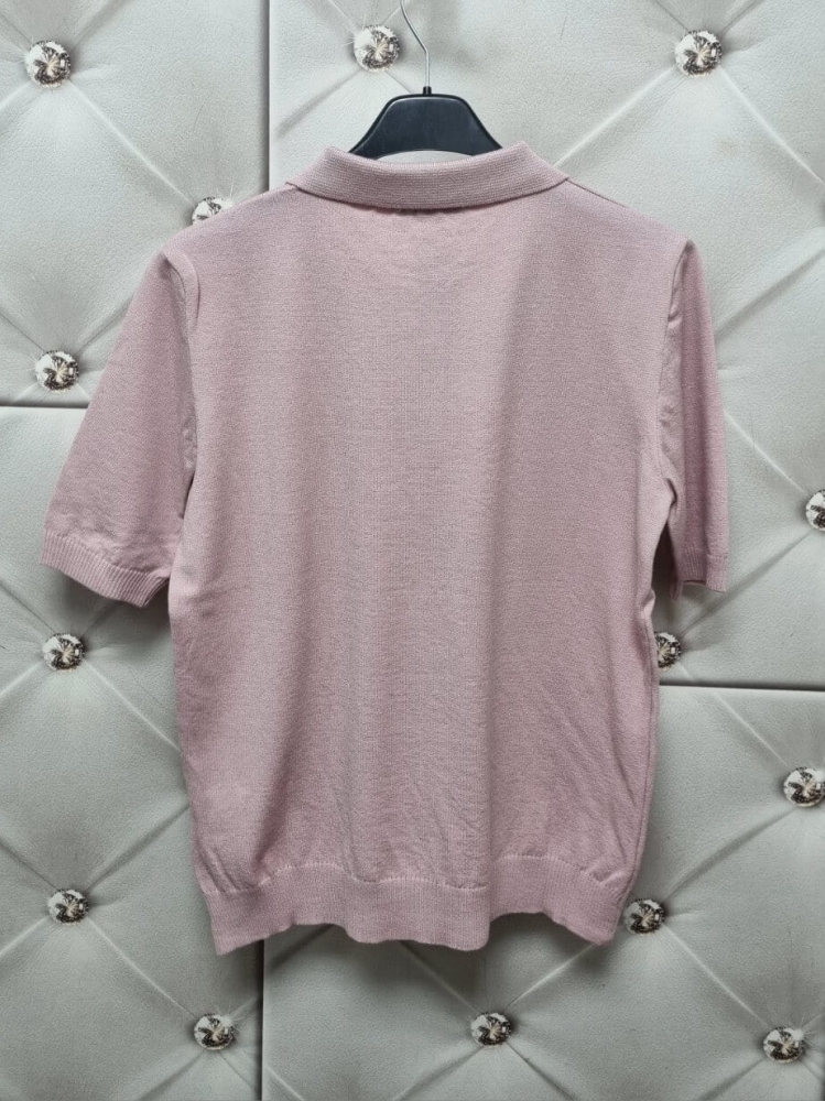 bluzka-sweterkowa-sweter-polo-klasyczna-pudrowy-roz-stayhere-kolnierzyk-guziki-elastyczna-premium-wiskoza-welna-elegancka-basic-butik-szykownia-8