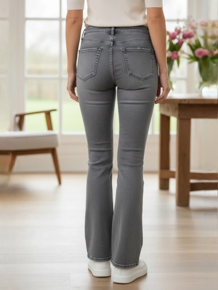 spodnie-jeansy-laulia-t267-19-flare-szare-przecierane-elastyczne-cienki-jeans-wysmuklajace-nogi-wygodne-kobiece-butik-szykownia-5