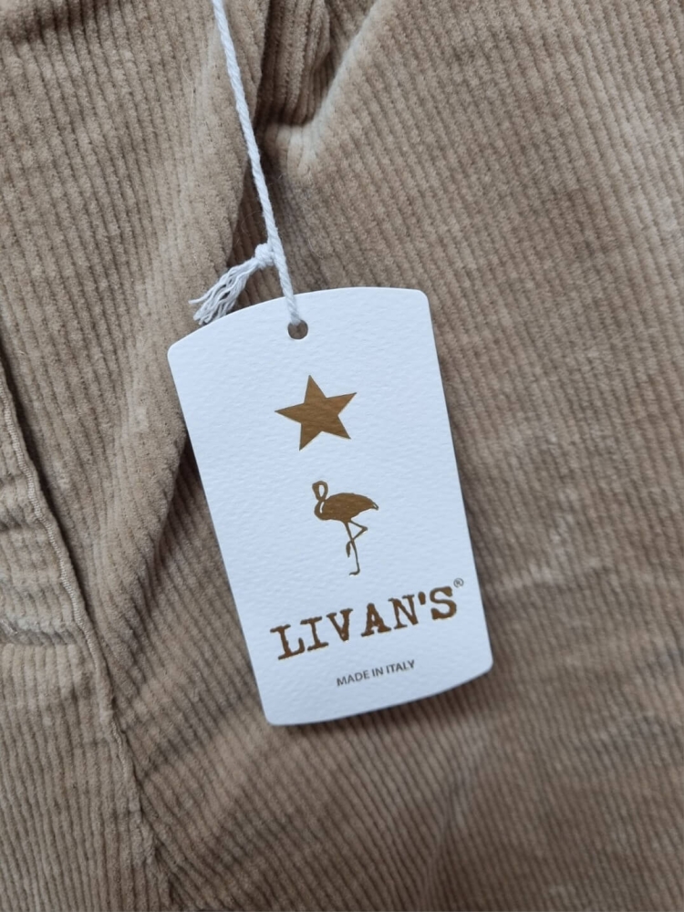 spodnie-sztruksowe-bloom-mom-fit-oversize-camelowe-jasne-bawelna-elastan-luzne-podwijane-nogawki-elastyczny-pas-kieszenie-wiosna-butik-szykownia-7