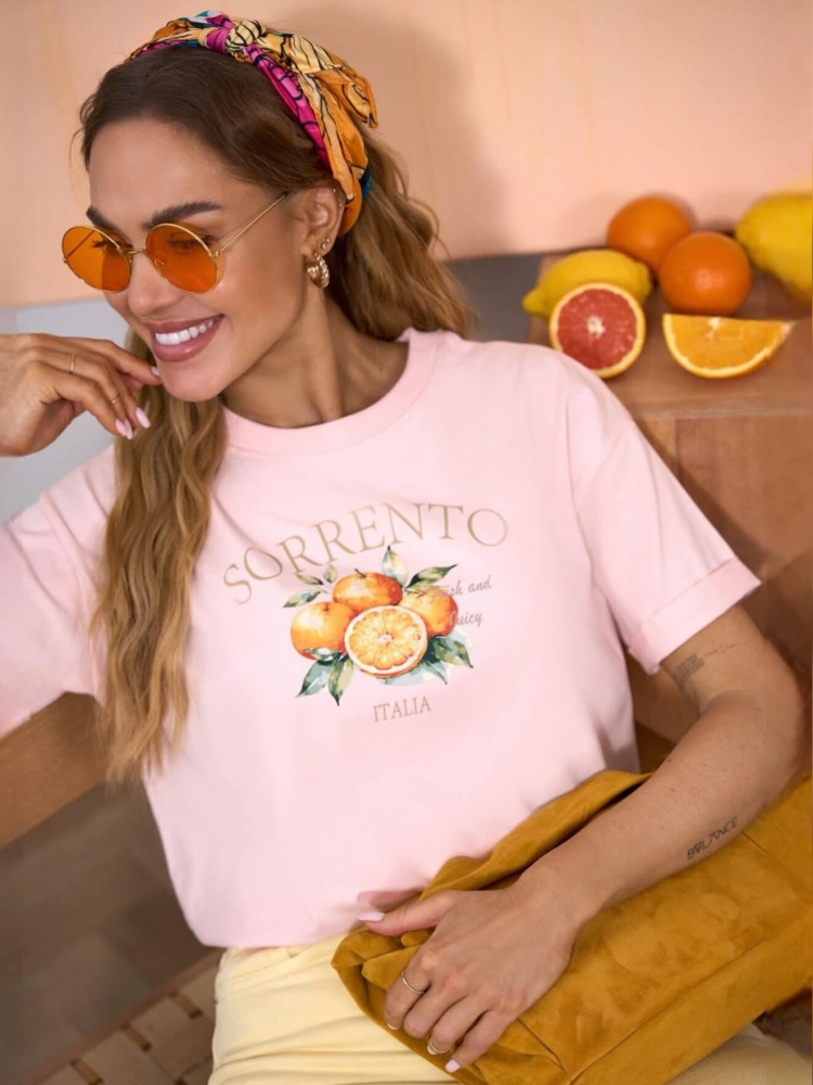 tshirt-sorrento-latynka-rozowy-pudrowy-roz-pomarancze-aplikacja-bawelna-elastan-plus-size-polska-produkcja-butik-szykownia-1