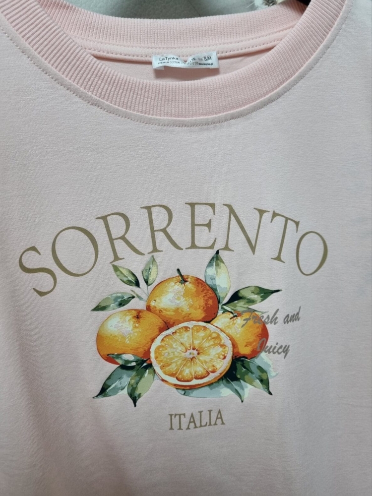 tshirt-sorrento-latynka-rozowy-pudrowy-roz-pomarancze-aplikacja-bawelna-elastan-plus-size-polska-produkcja-butik-szykownia-6