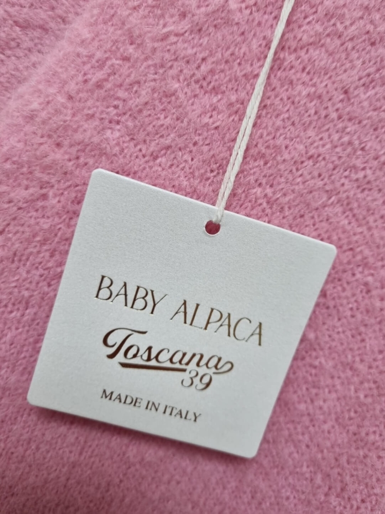 sweter-kardigan-rozpinany-alpaka-babyalpaka-rozowy-pastelowy-v-dekolt-guziki-miekki-wloski-butik-szykownia-8