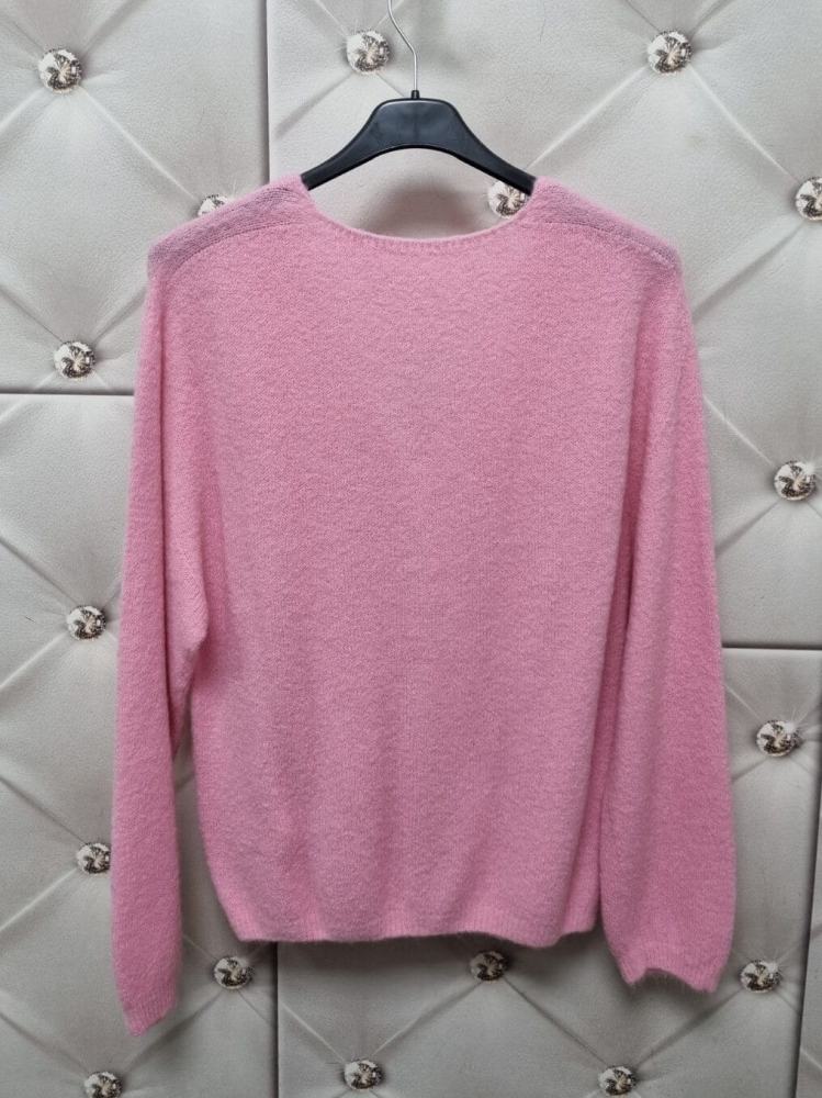 sweter-kardigan-rozpinany-alpaka-babyalpaka-rozowy-pastelowy-v-dekolt-guziki-miekki-wloski-butik-szykownia-12