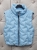 kamizelka-astra-baby-blue-pikowana-krotka-stojka-zamek-kieszenie-gumka-dol-nylon-poliester-lekka-wiosenna-damska-modna-butik-szykownia-10