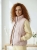 kamizelka-astra-pastelowa-różowa-pikowana-krotka-stojka-zamek-kieszenie-gumka-dol-nylon-poliester-lekka-wiosenna-damska-modna-butik-szykownia-5