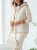 kamizelka-iris-happy-house-ecru-smietankowa-pikowana-bezrekawnik-damski-kaptur-sweterkowy-lekka-wiosenna-regulowana-modna-elegancka-butik-szykownia-2