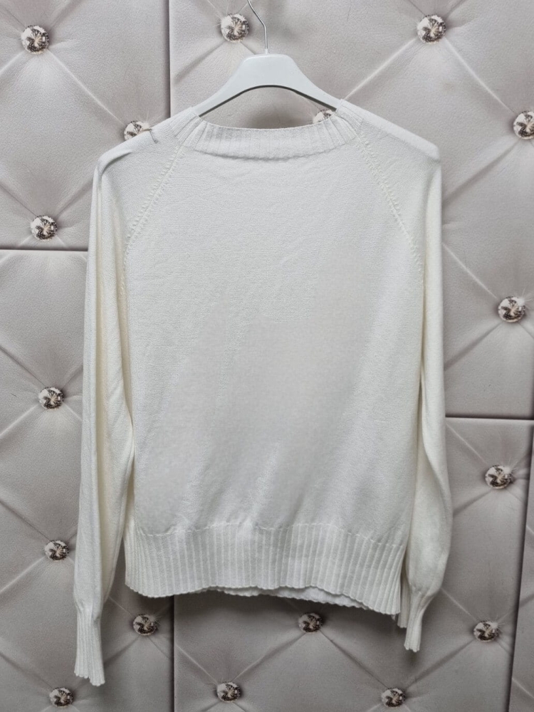 sweter-lago-flora-bialy-cienki-miekki-przyjemny-w-dotyk-casual-dekolt-lodka-sciagacz-wiskoza-nylon-poliester-uniwersalny-wiosna-butik-szykownia-10