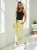 spodnie-kayax-maselko-cygaretki-zolte-elastyczne-spodnie-damskie-cygaretki-dresowe-eleganckie-spodnie-na-gumie-spodnie-z-troczkiem-spodnie-casual-wygodne-spodnie-damskie-bawelna-elastan-butik-szykownia-2