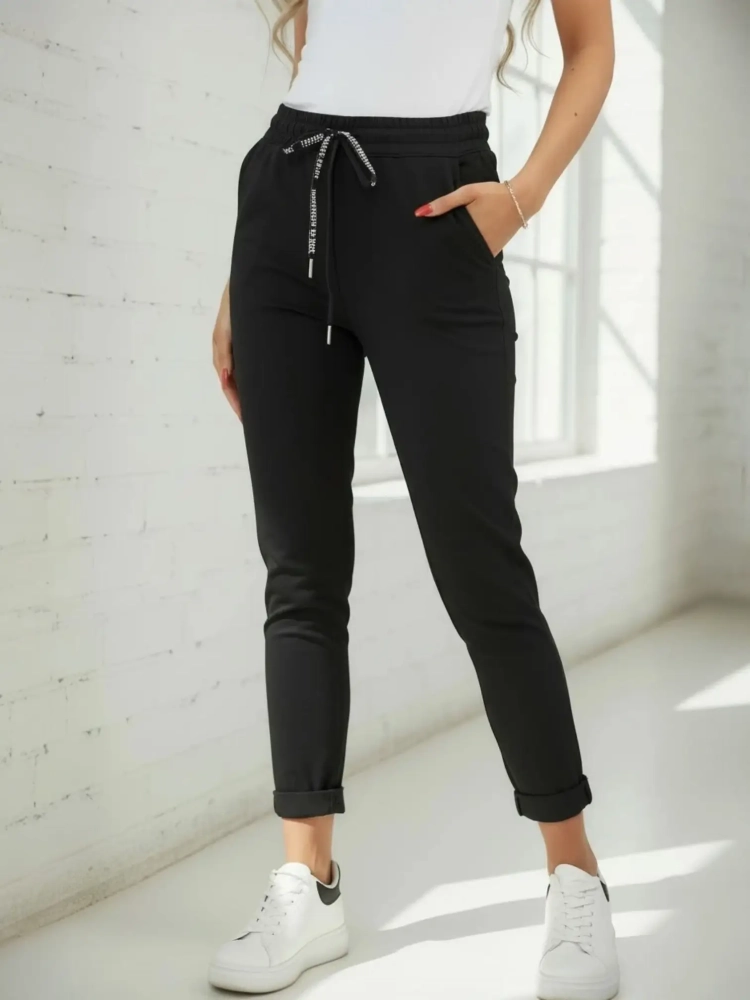 spodnie-kayax-maselko-cygaretki-czarne-elastyczne-spodnie-damskie-cygaretki-dresowe-eleganckie-spodnie-na-gumie-spodnie-z-troczkiem-spodnie-casual-wygodne-spodnie-damskie-bawelna-elastan-butik-szykownia-6