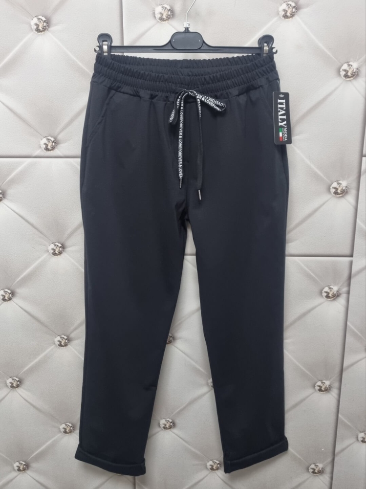 spodnie-kayax-maselko-cygaretki-czarne-elastyczne-spodnie-damskie-cygaretki-dresowe-eleganckie-spodnie-na-gumie-spodnie-z-troczkiem-spodnie-casual-wygodne-spodnie-damskie-bawelna-elastan-butik-szykownia-8