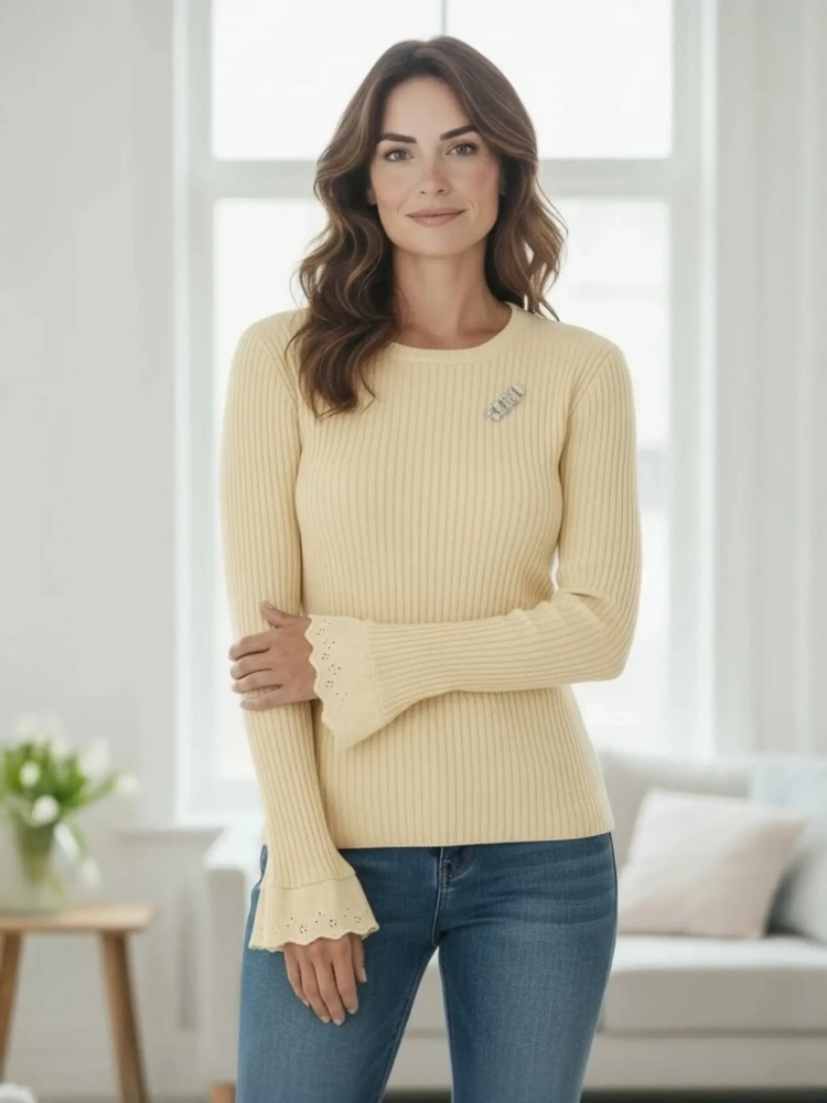 bluzka-prążkowana-livans-pastelowa-zolta-dekolt-łódka-falbanka-richelieu-broszka-min-min-elastyczna-wiskoza-elegancka-damska-uniwersalna-made-in-italy-butik-szykownia-8