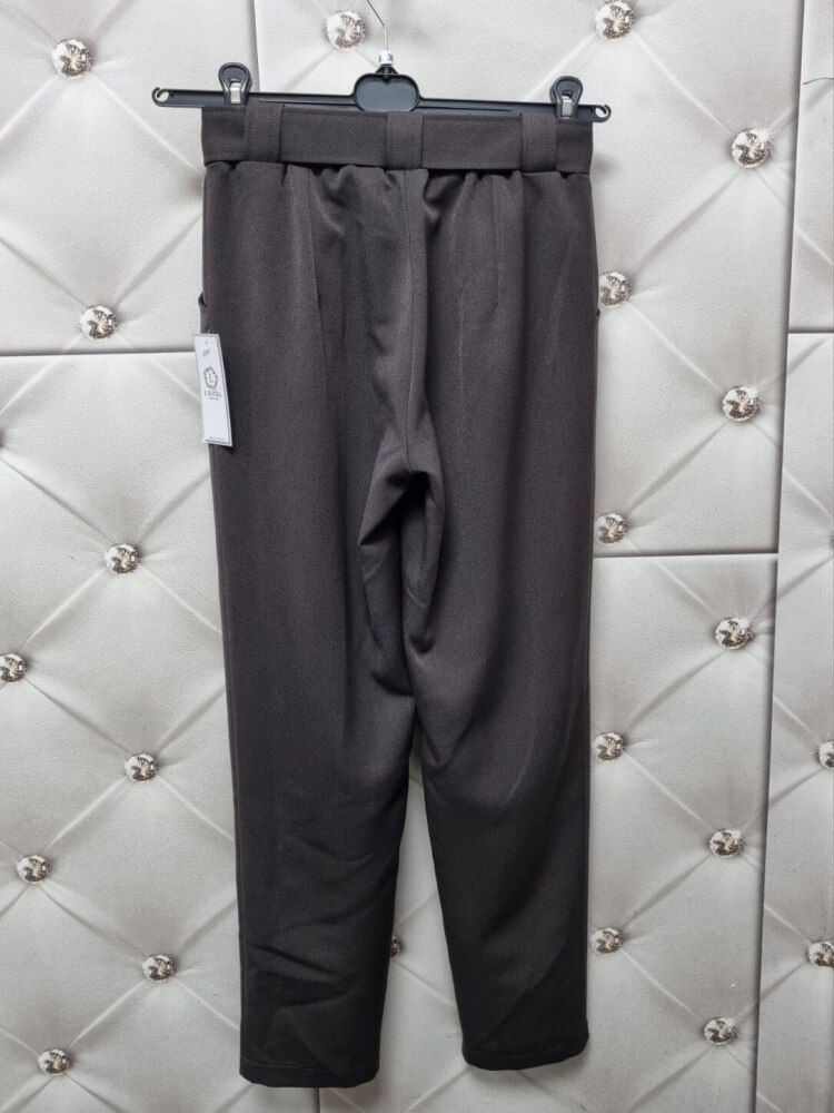spodnie-paperbag-amelia-gorzka-czekolada-brazowe-lavina-wysoki-stan-eleganckie-damskie-spodnie-wiazane-w-pasie-paperbag-spodnie-do-pracy-casual-biznesowe-spodnie-damskie-modne-spodnie-2026-butik-szykownia-12