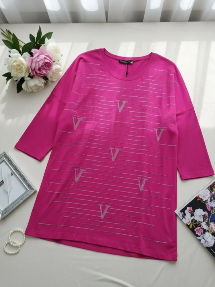 bluzka-oversize-bigsize-overchic-intensywna-fuksja-rozowa-cekiny-v-polysk-wiskoza-elastan-wiosna-lato-elegancka-komfortowa-butik-szykownia-4