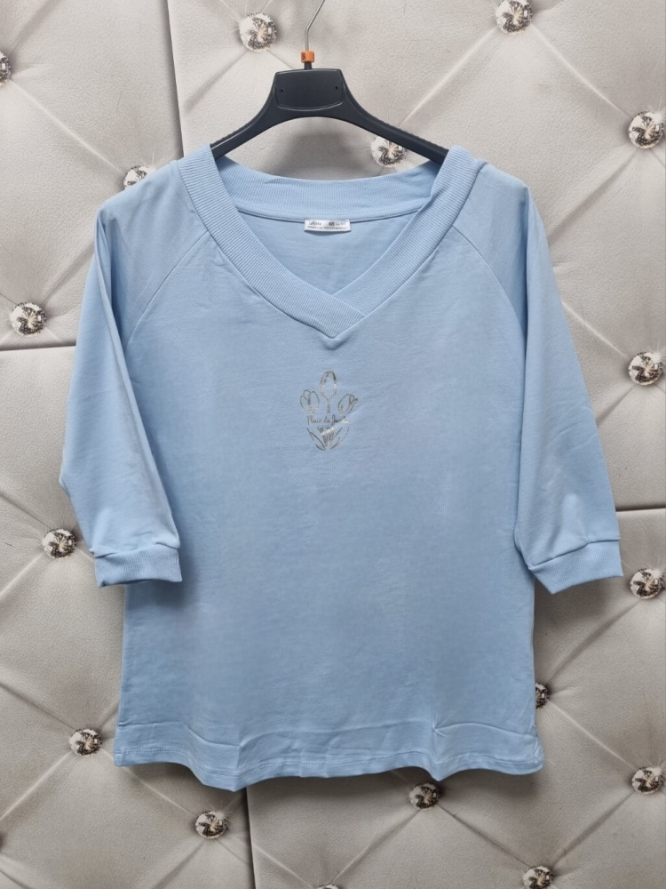 bluzka-fleur-de-jardin-latynka-tulipany-baby-blue-dekolt-v-rekaw-3-4-zlota-aplikacja-kwiaty-elastyczna-bawelna-elastan-rozmiary-standardowe-nadwymiary-kolekcja-wiosna-2026-butik-szykownia-9