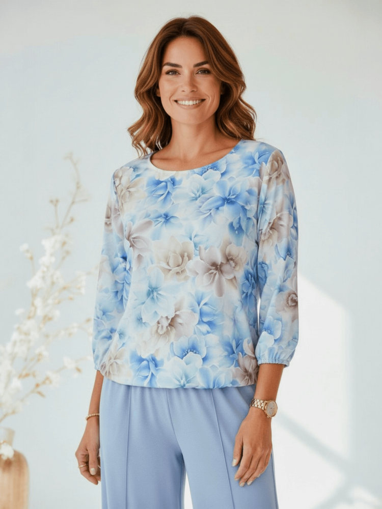 bluzka-kwiatowy-print-madex-pastelowy-blekit-niebieski-bez-pudrowy-roz-kremowy-bluzka-damska-w-kwiaty-gumka-na-dole-gumka-w-rekawach-rekaw-7-8-polska-produkcja-elegancka-bluzka-butik-szykownia-7