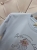 bluzka-tshirt-botanika-lemonada-niebieska-baby-blue-bawelna-98-elastan-kwiatowy-nadruk-botanique-lete-naturalne-piekno-premium-polskiej-produkcji-modna-bluzka-damska-wiosna-butik-szykownia-6
